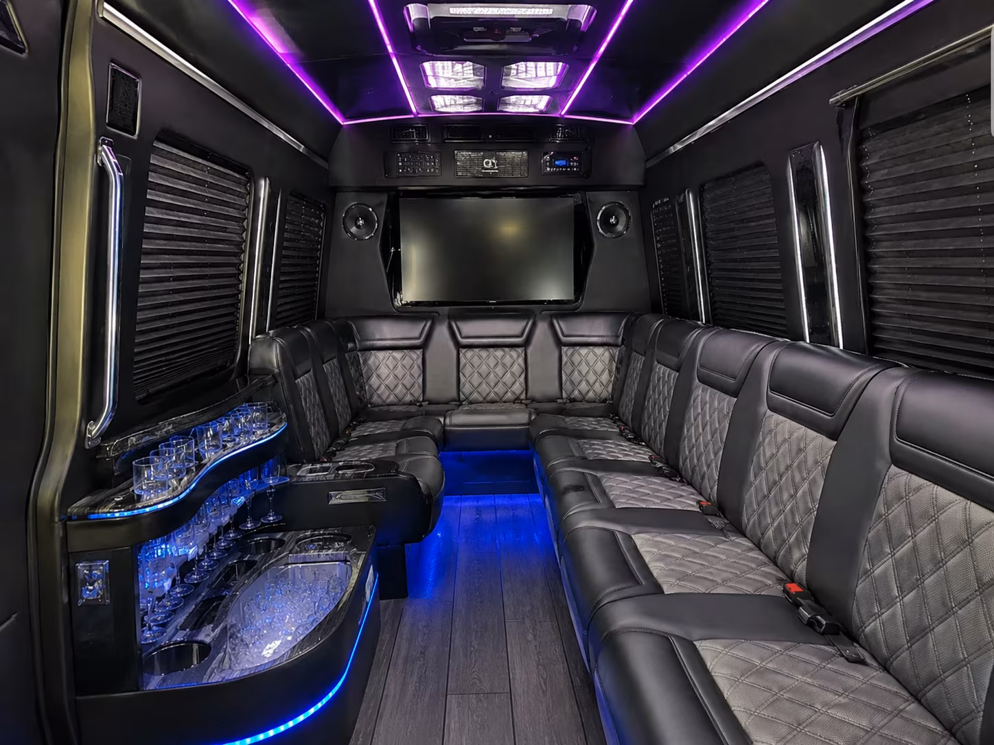 arrange transportation for your next corporate event 3