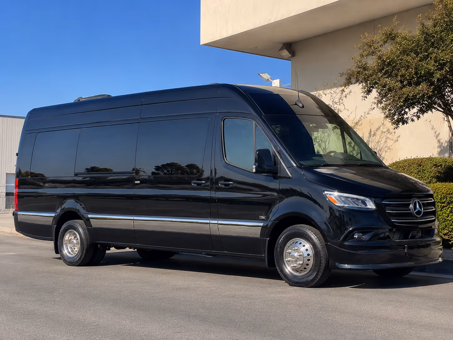 arrange transportation for your next corporate event 4