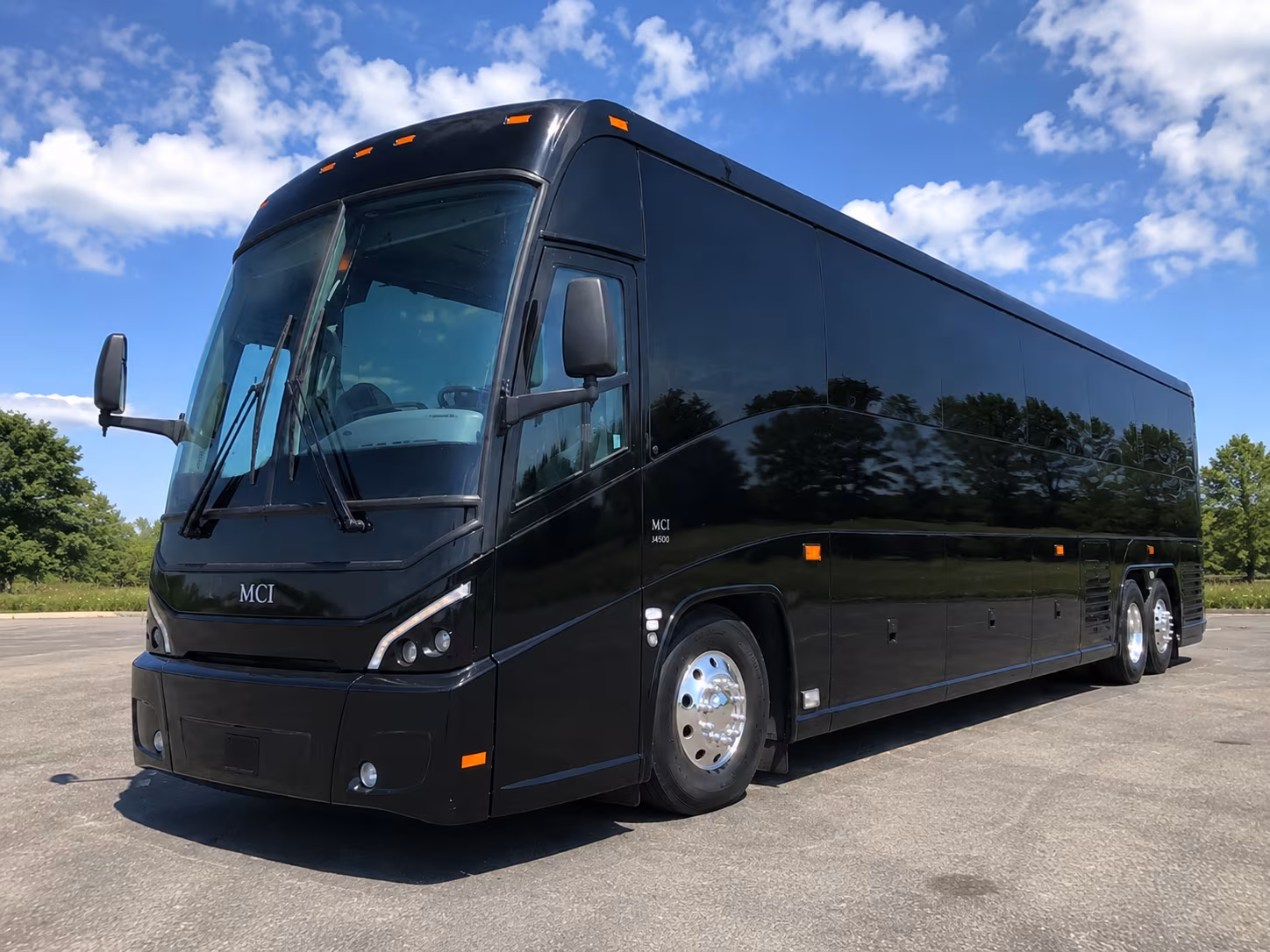 charter buses for santa ana concerts and festivals