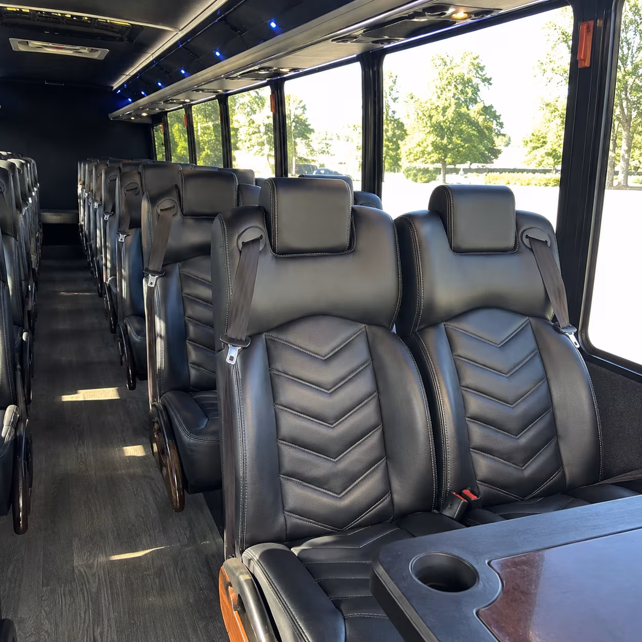 santa ana 35 passenger minibus interior