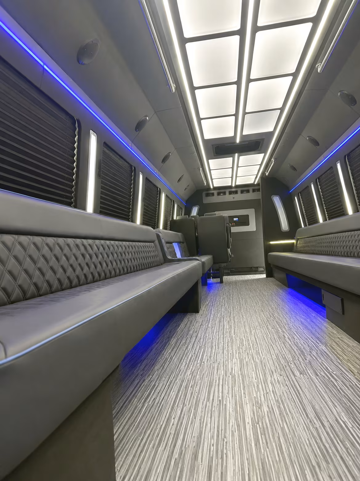 why rent using santaanaminibuscompany com